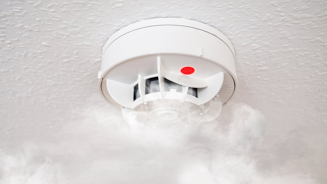 Vaperz Way Guide: Do Vapes Set Off Smoke Alarms?