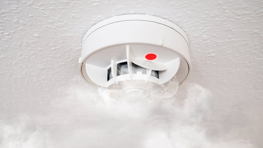 Vaperz Way Guide: Do Vapes Set Off Smoke Alarms?